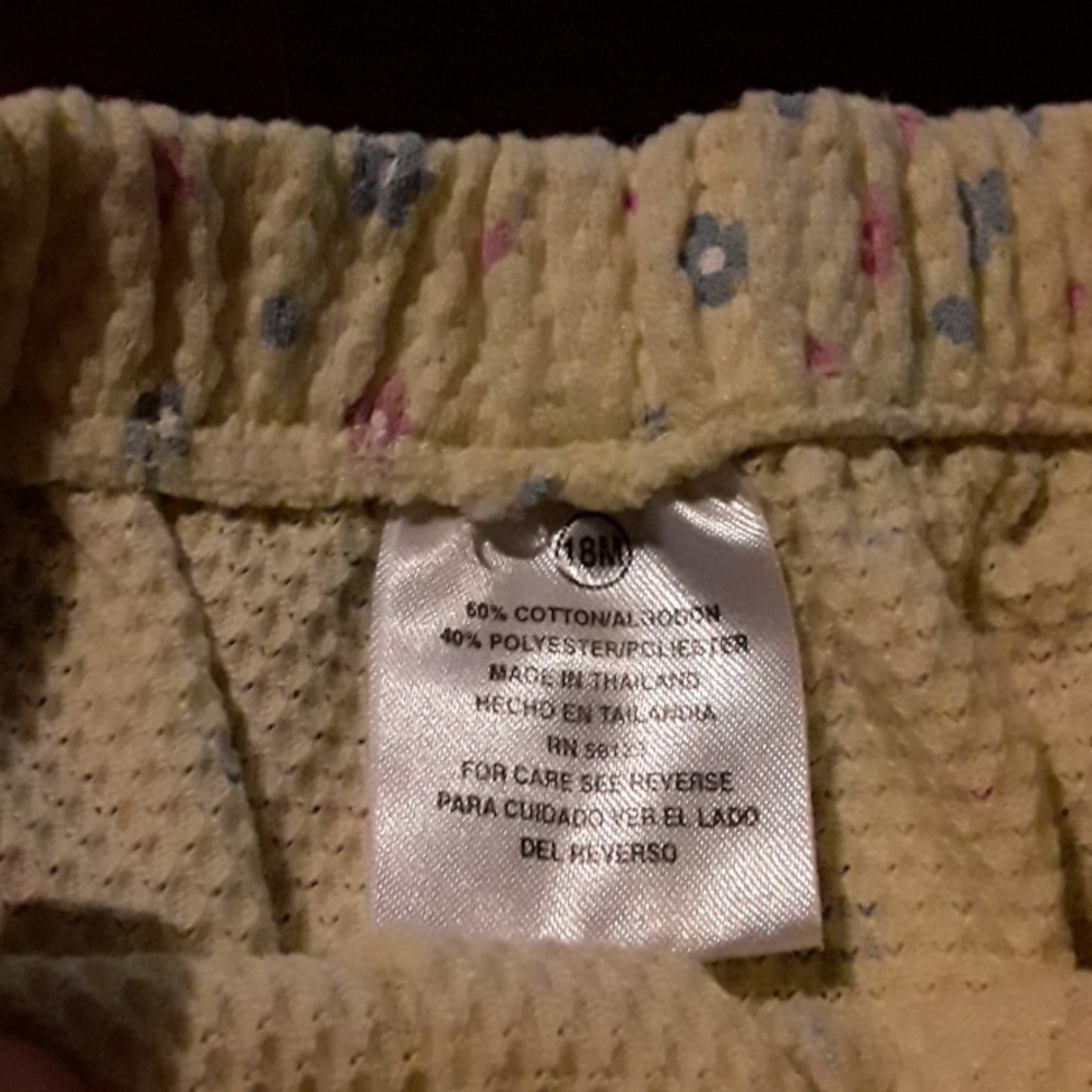Yellow soft Shorts. - Picture 2 of 3